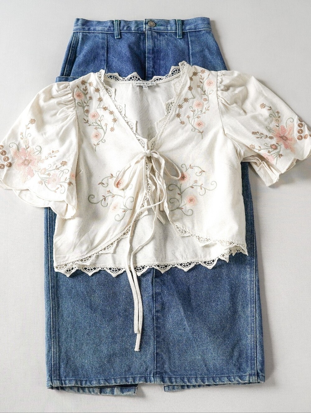 Romantic Cream Floral Linen Tie-Front Crop Top
